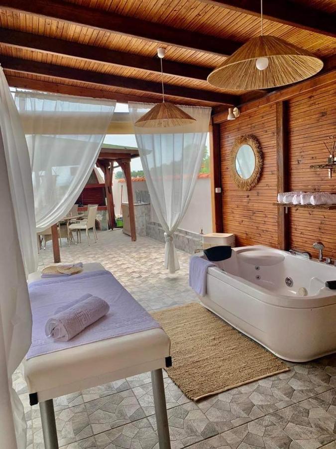Wood House "Private Spa" Vergia Buitenkant foto